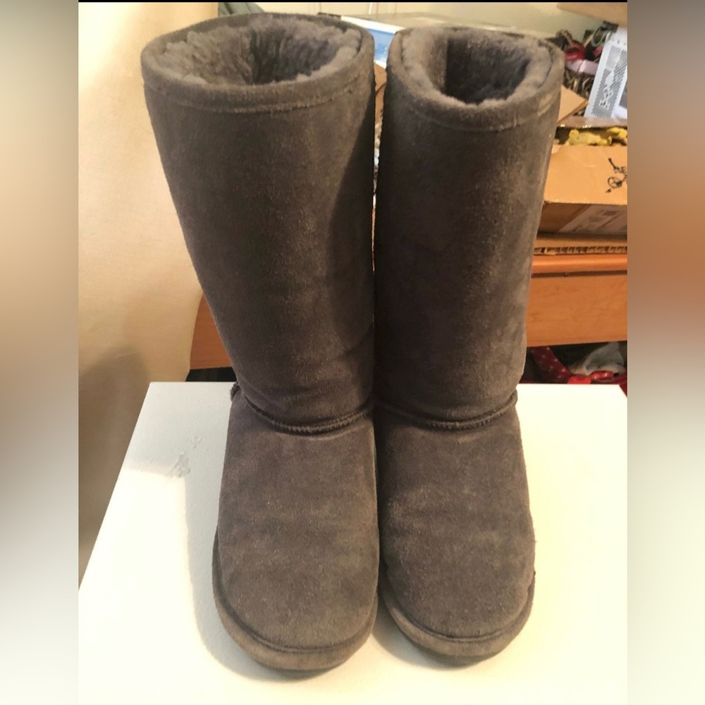 Bearpaw tall boots